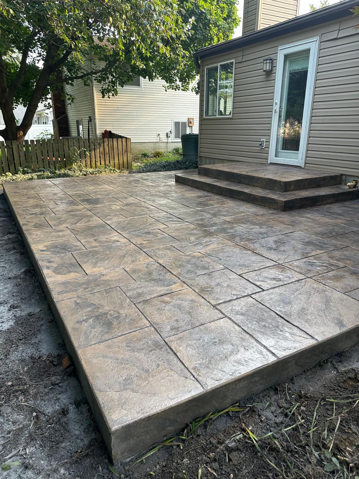 Random slate stamped concrete